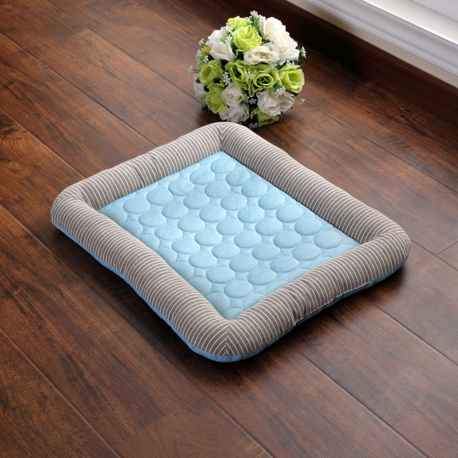 Pet Cooling Pad Bed - Ice Silk Cool Mat for Dogs & Cats Summer Sleeping